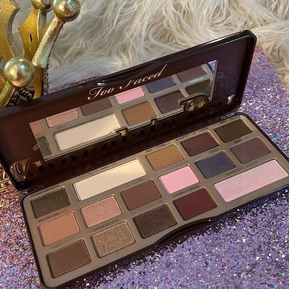 Too Faced Other - Too Faced Chocolate Bar Eye Shadow Collection Matte and Shimmer Palette
